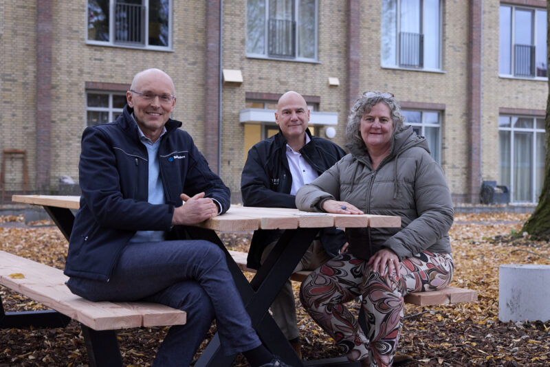Opleverfeest met bewoners bij Alard du Hamel in Eindhoven!