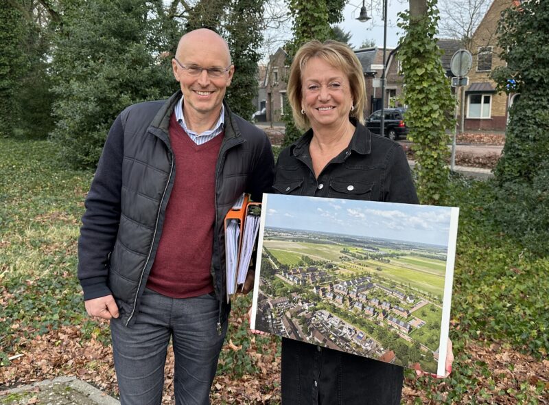 𝗖𝗼𝗻𝘁𝗿𝗮𝗰𝘁𝗲𝗻 𝗴𝗲𝘁𝗲𝗸𝗲𝗻𝗱 𝗽𝗿𝗼𝗷𝗲𝗰𝘁 𝗧𝘂𝘀𝘀𝗲𝗻 𝗱𝗲 𝗟𝗲𝗶𝗷𝗲𝗻 𝗶𝗻 𝗥𝗶𝗷𝗲𝗻!